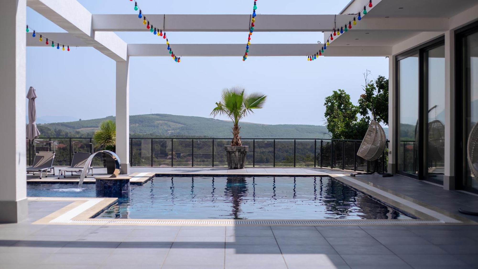 White House Radac Peja Bed & Breakfast ภายนอก รูปภาพ